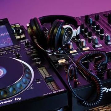 DJROB Hip Hop & R&B Mix (August2025)