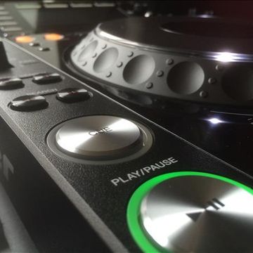DJGRAY