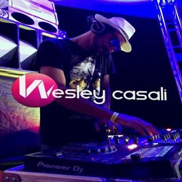 Techno Live Set - Cloudcasts  by Wesley Casali