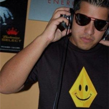 DJ-Joelo