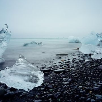 DJ Seth Sharp at Slippbarinn (Reykjavik) - Gin Pop-Up - Deep, Soulful, Garage & Future House.