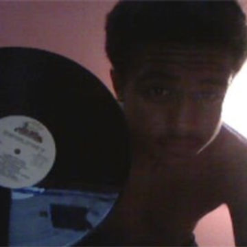 DJ-BLOWOUT