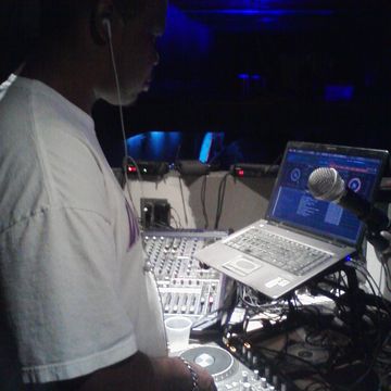 IF IT AINT LIVE IT AINT ME (7 DAZE 6 NITEZ) MIX !!