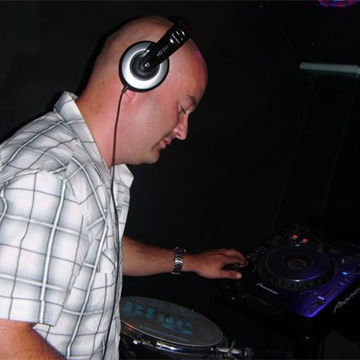 Dj-Adi-Powell