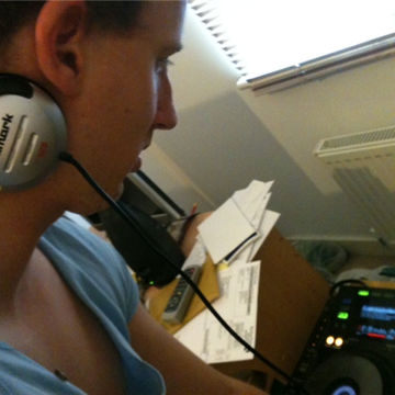 DJ BOBBY T - 1 HOUR BANGING MIX TO PUT ON CD - EUPHORIA.