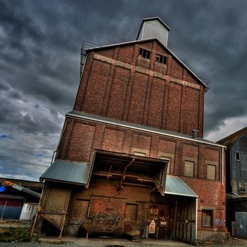 JAYROCK Dirty Old Warehouse!