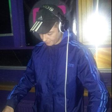 VIBEY RANDOM TECHY HOUSE TECHNO JAMBOREE!