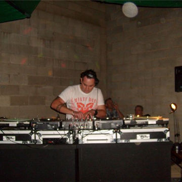 DJ-KRAFTY