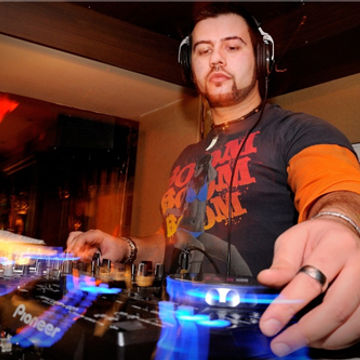 DJ Momo Grujic