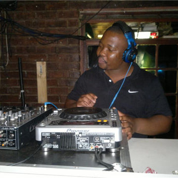 DeeperSoul Session 246   Mixed By Tshepo Semenya aka Mellowman