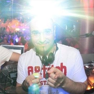 DJSimonHard