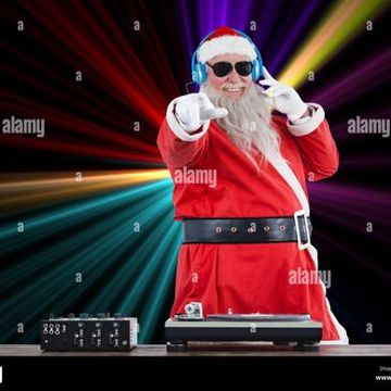 DJ WARBY XMAS PARTY MIX DEC 2022