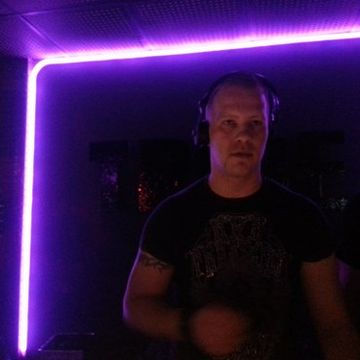 DJPhoniqueTwo Ladys Summer Mix