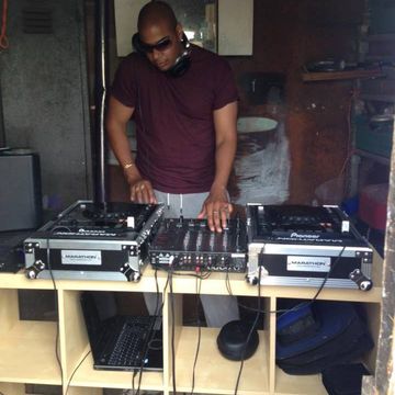 DJ FLYER GARDEN SHED MIX JULY 2015