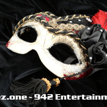 kleez.one   942 Entertainment