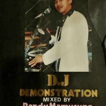 THE MUSIC ROOM DJ DEMONSTRATION - MIXED BY RANDY MAMUSUNG