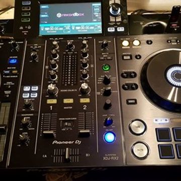 DJ Huey  Old Skool R&B Hip Hop mix volume 4