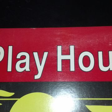 PlayHouse Jam Session   Steve Santoyo Dec. 2014