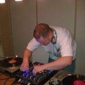 dj darran c