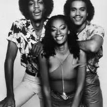 Make That Move (Featuring Shalamar)