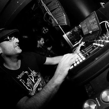 MAGILLIAN live at ZERO Lisbon 02jan16 - Free Download