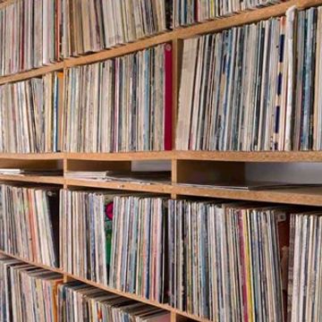 Top shelf Vinyl sorting pt1