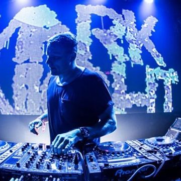 Mark Knight- @  In  Da House Mix