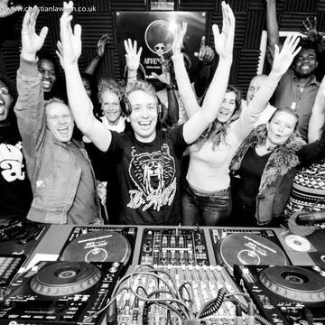 afro-disiac-live-radio