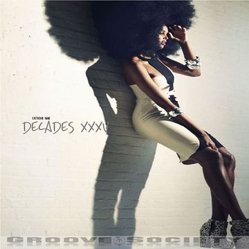 Decades 035 (X3M9)