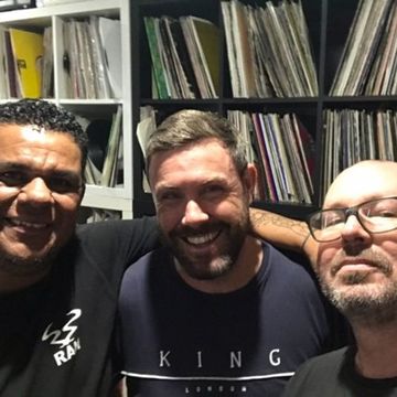 Heavy Flow B2B2B (in that order) Jools, NVS and Buex - Jungle into DNB