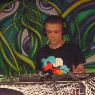 Dj Oniryx (Digital Om Productions) @ Gibus Alien Factory (Gaia Concept 08.06.2014)