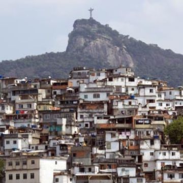 Favela (todos a bordo)