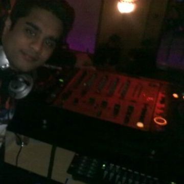 dj om