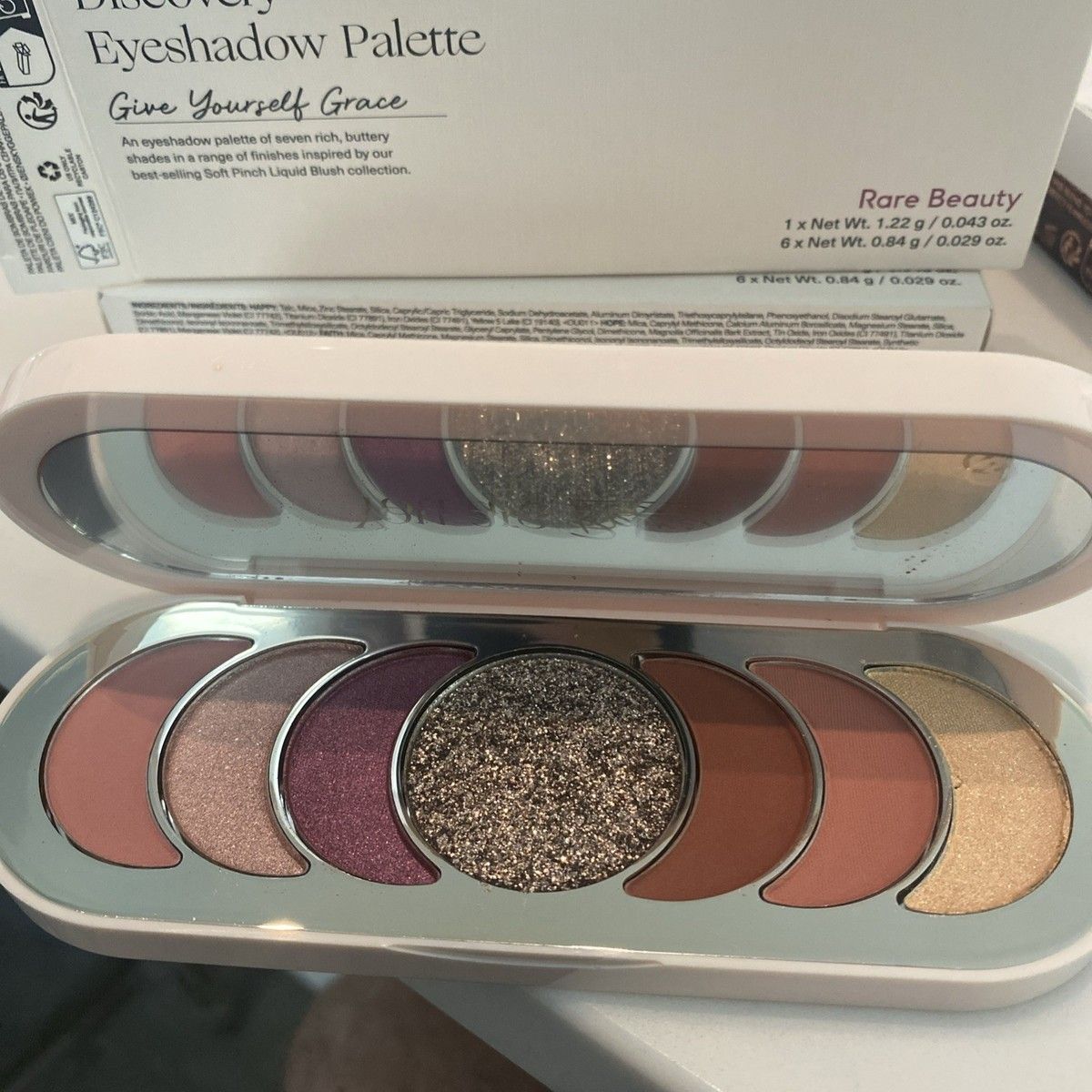 Paleta sombra rare beauty