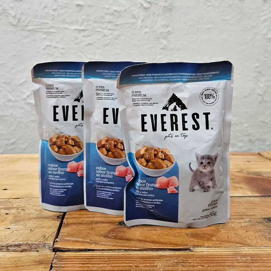 Comida Húmeda Everest para Gatitos – Sabor Pollo y Salsa