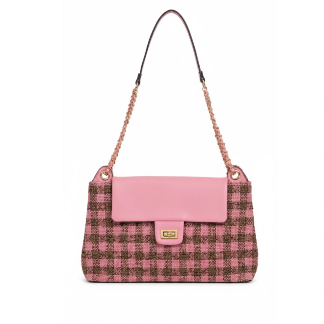 ​Bolso de Hombro Tweed con Solapa en Rosa Chicle