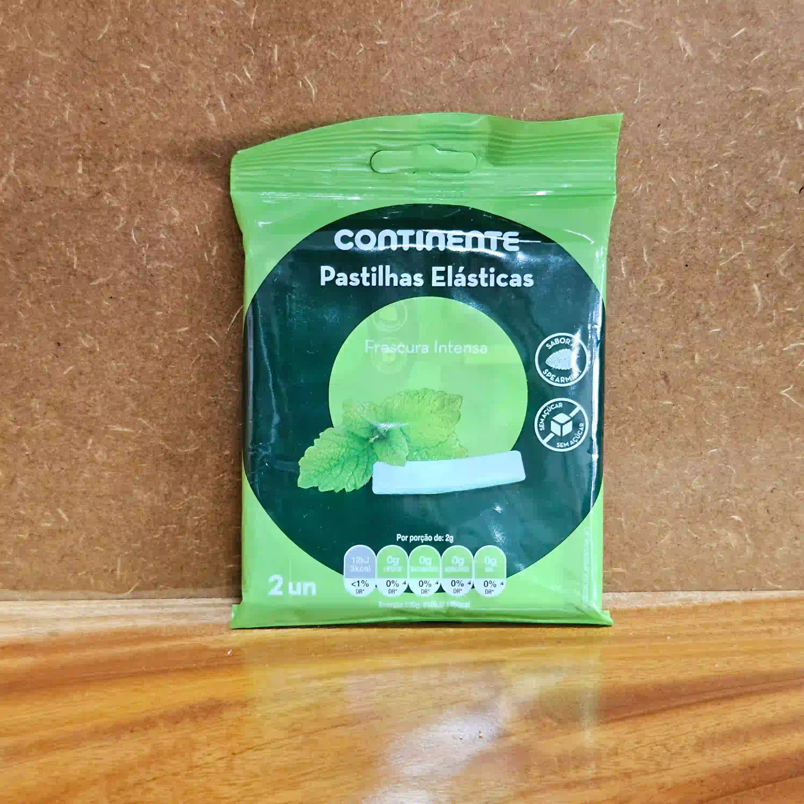 Pastillas elásticas de menta intensa