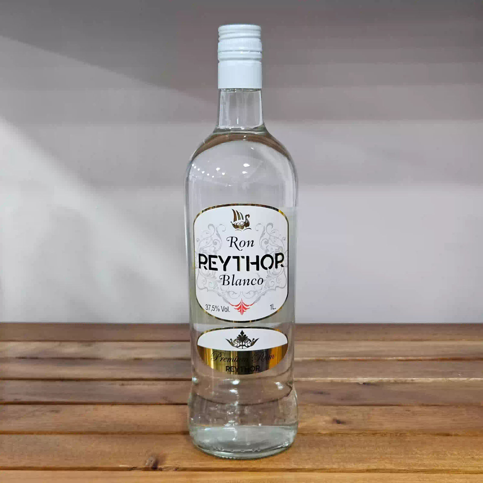 Ron Reythor Blanco Premium  