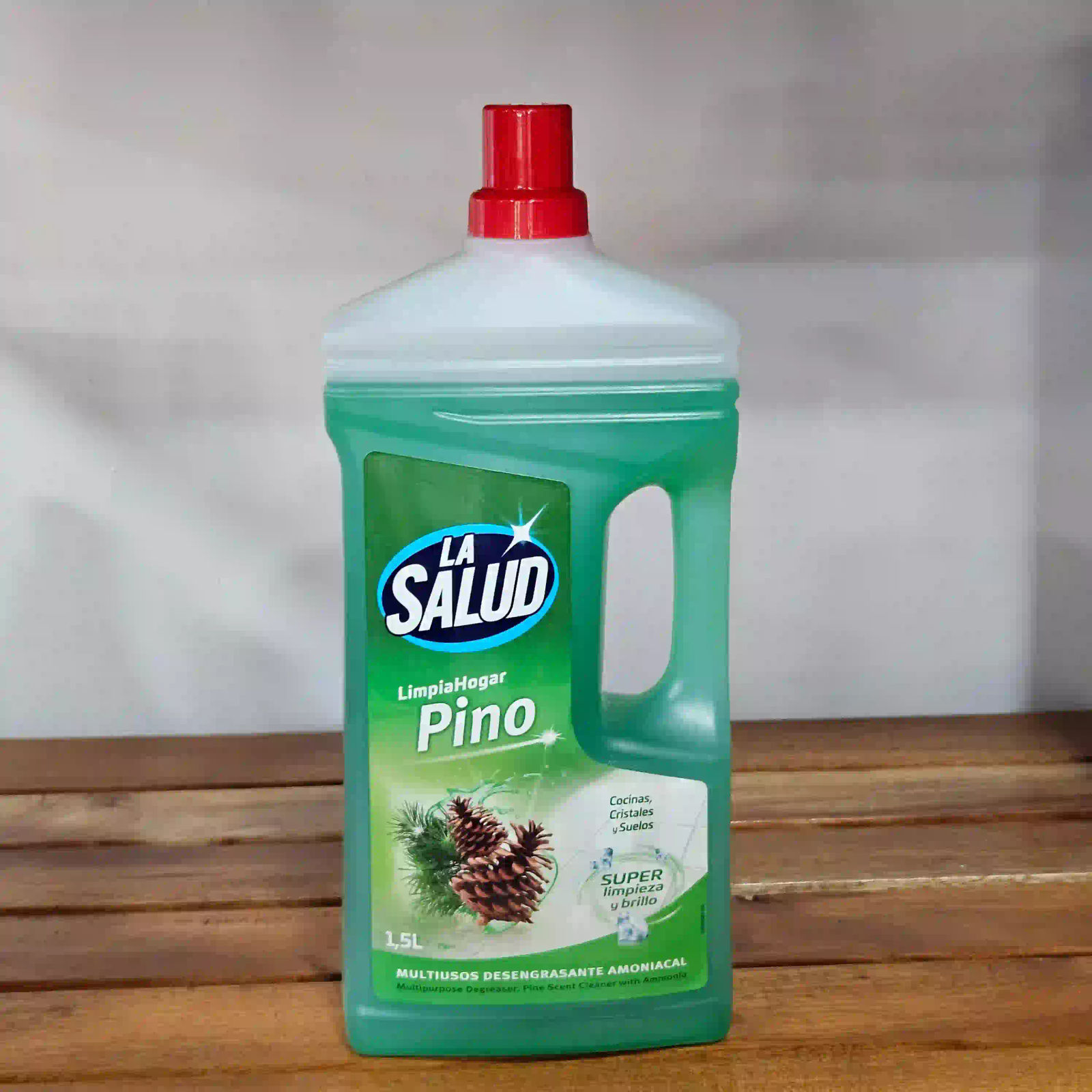 Limpiador Multiusos La Salud LimpiaHogar Pino (1.5 Litros) 