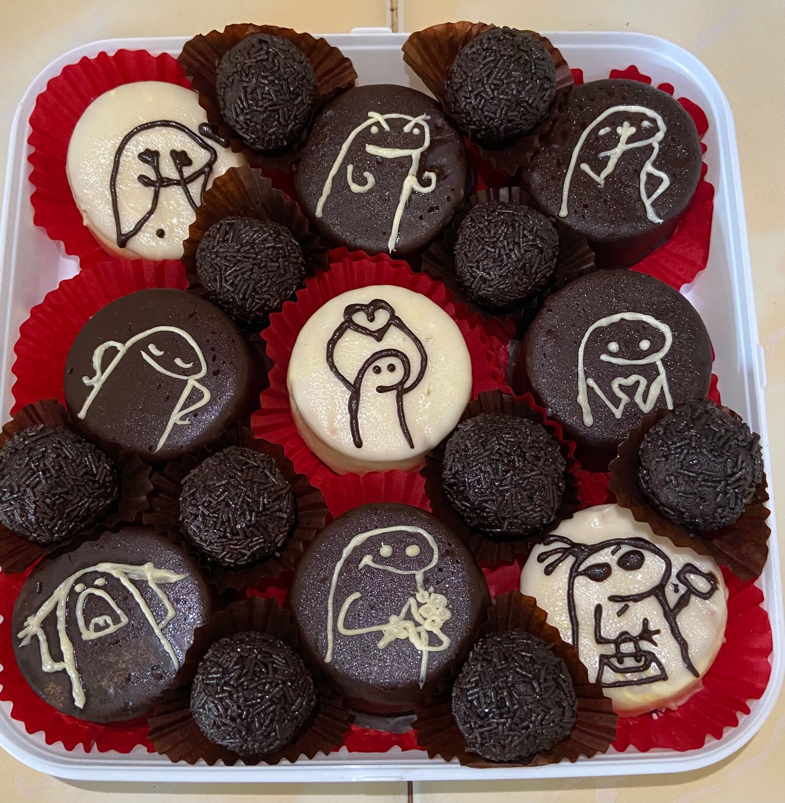 Surtido de Alfajores y trufas 