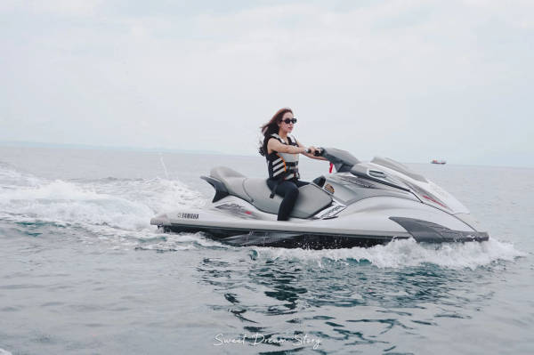 Jet Ski (Dengan Instruktur)