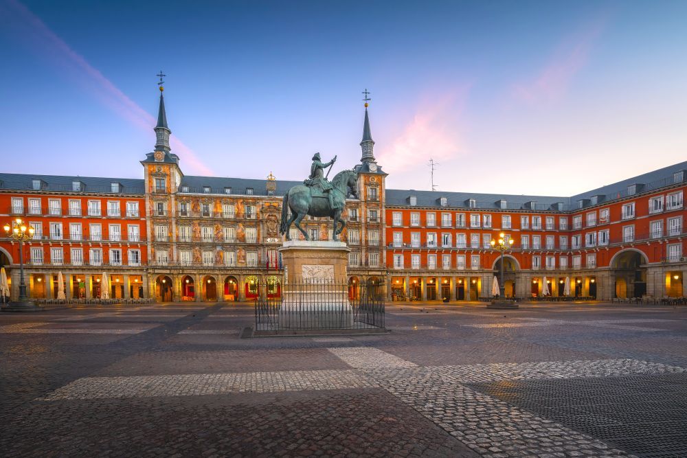 Extension Madrid - Metrocrest Area Chamber 10/26/2027-10/28/2027