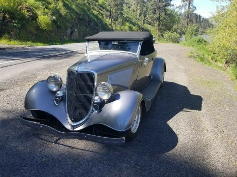 tuned up 1934 Ford Roadster Roadster Hot Rod for sale