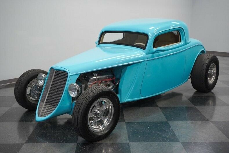 mean amchine 1933 Ford Coupe hot rod