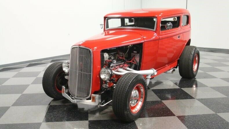 1932 Ford 5 Window Vicky [awesome build]