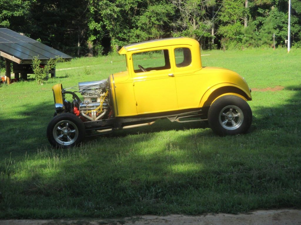 1930 Ford Model A hot rod [unchopped]