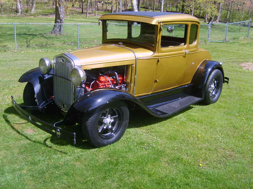 1931 Ford Model A hot rod [Buick powered]