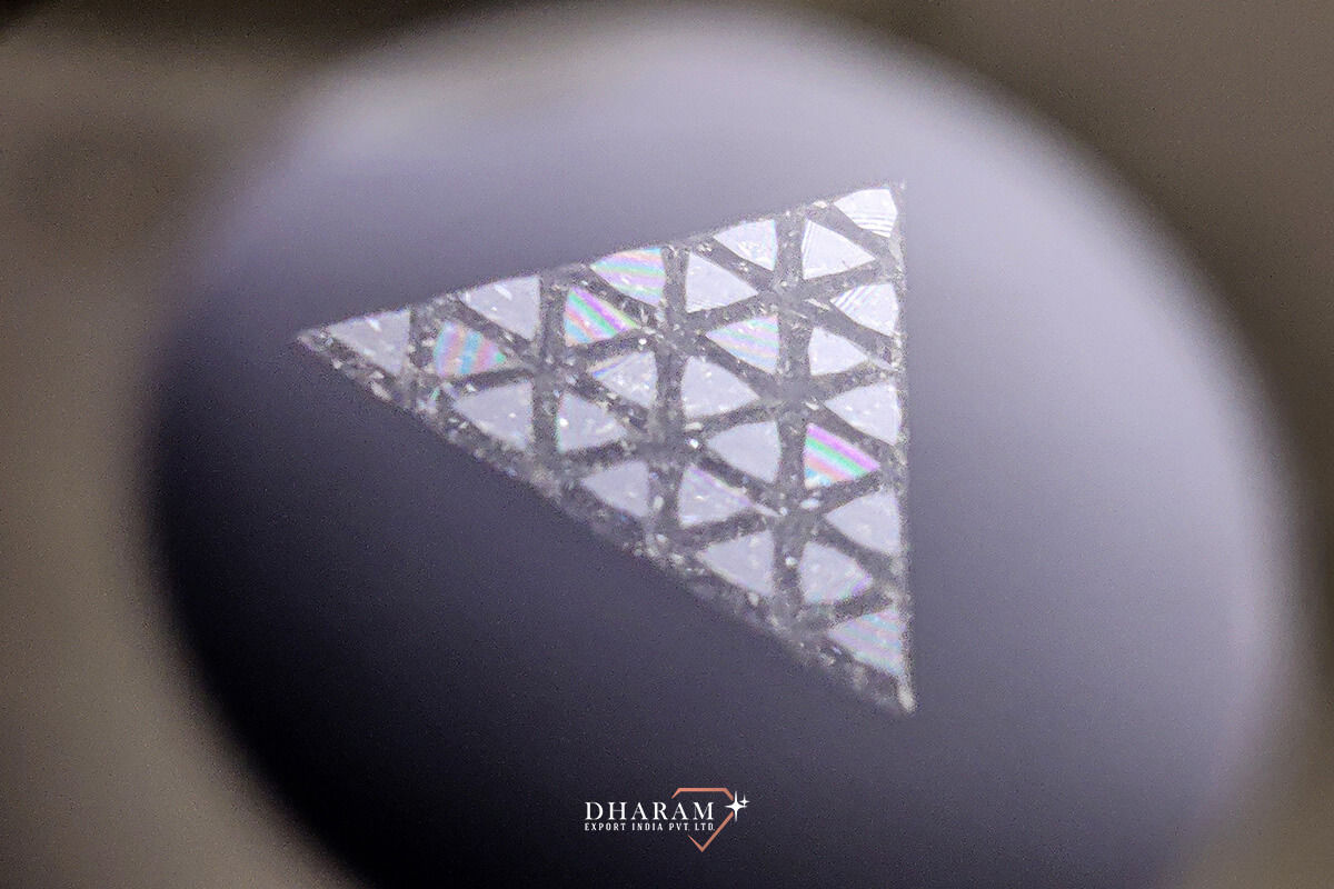 Custom Triangle Natural Diamonds in Top Make and High Precision