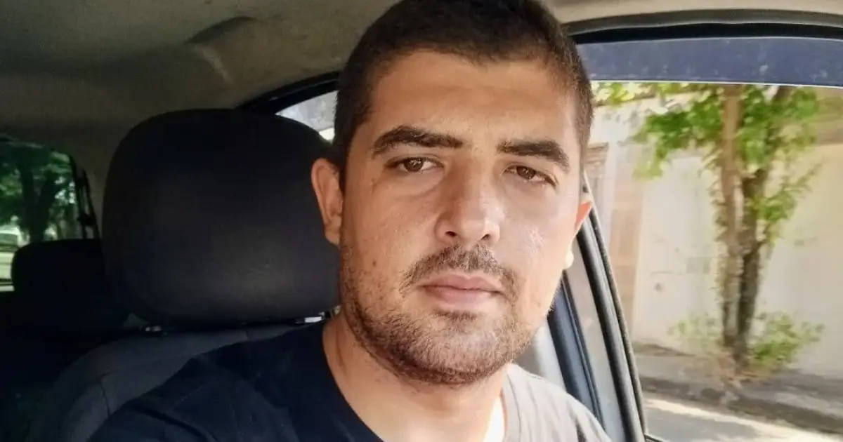 Taxista muere de forma agonizante tras ser obligado a beber ácido durante un robo