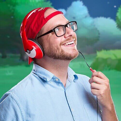 Pokémon Over Ear Headphones w Mic